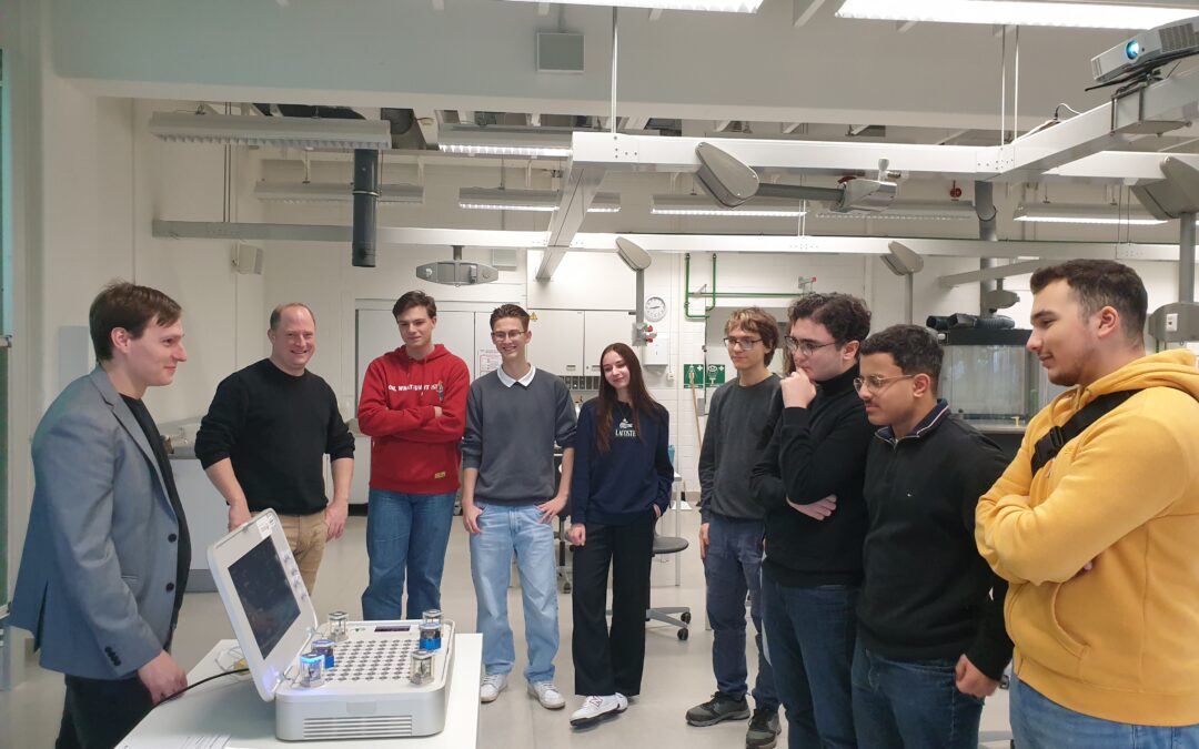 Neues Schülerlaborprojekt zur Quantenphysik
